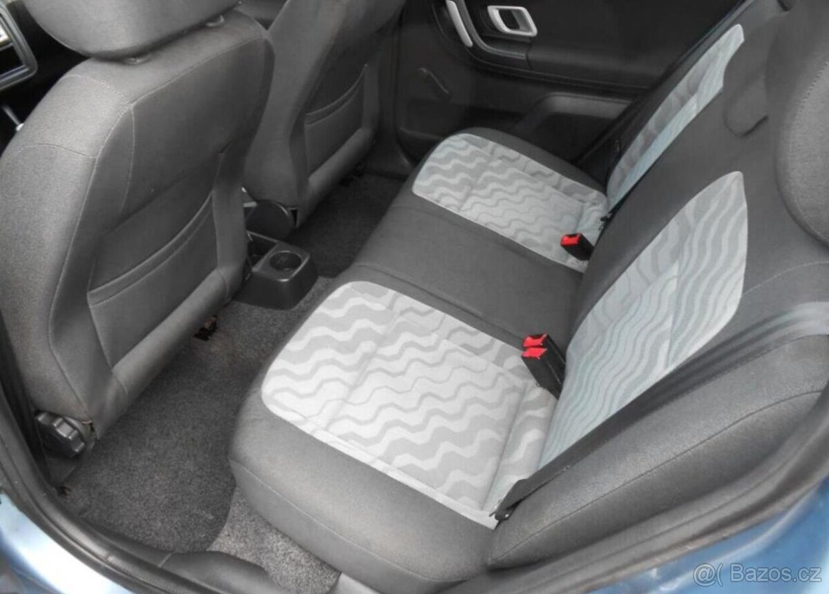Škoda Fabia 1,2 HTP benzín - 9