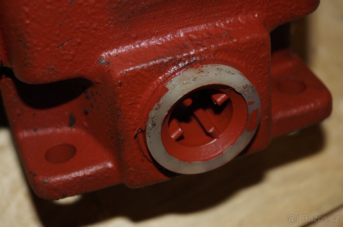 Olejové čerpadlo III - 9
