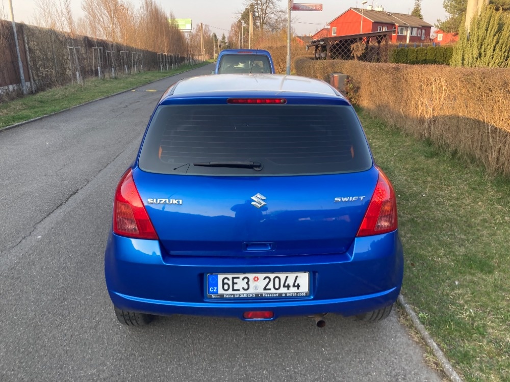 PRODÁM SUZUKI SWIFT - 9