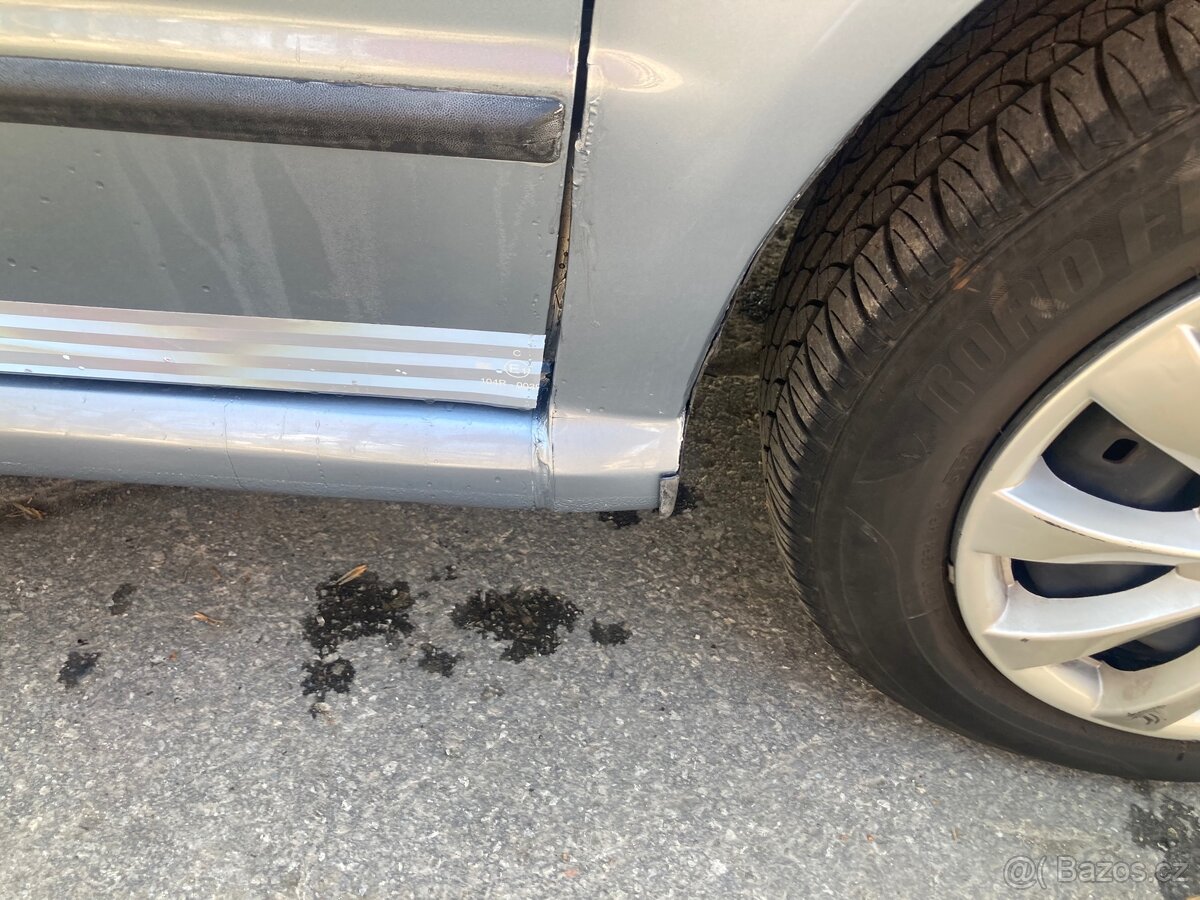 Škoda Fabia 1.4 mpi - 9