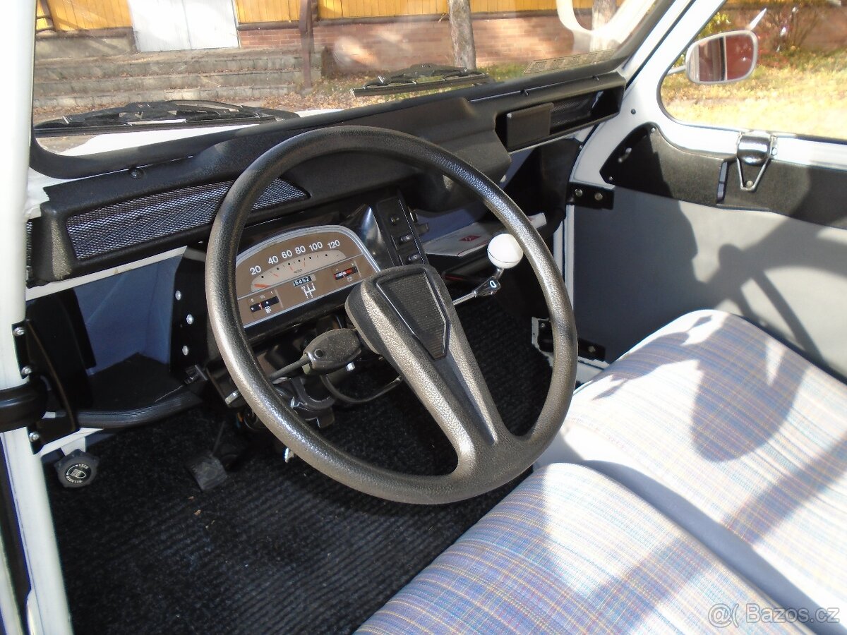 Citroen 2CV - 9