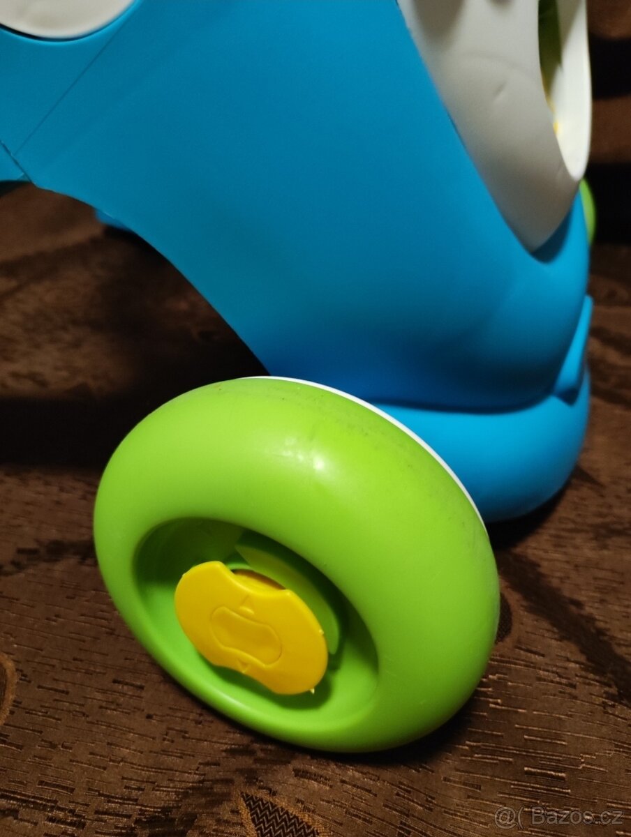 Tříkolka s choditkem - 9