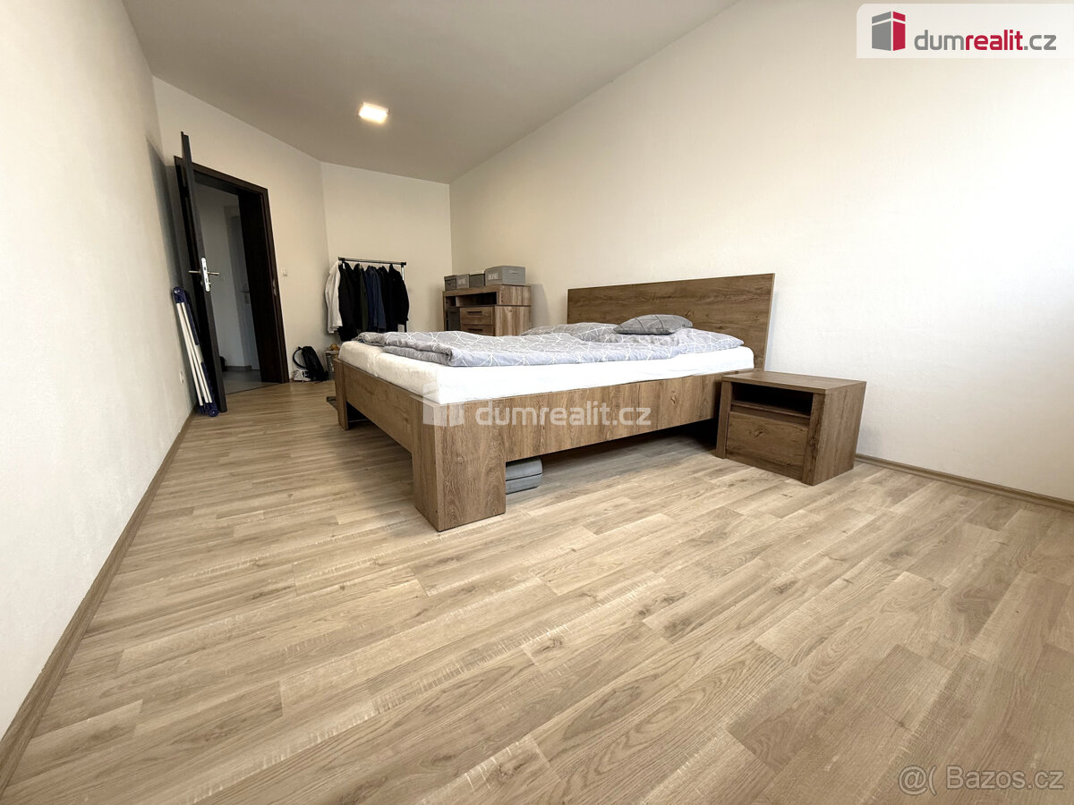 Prodej bytu 2 + kk, 72 m2, Uherské Hradiště - 9