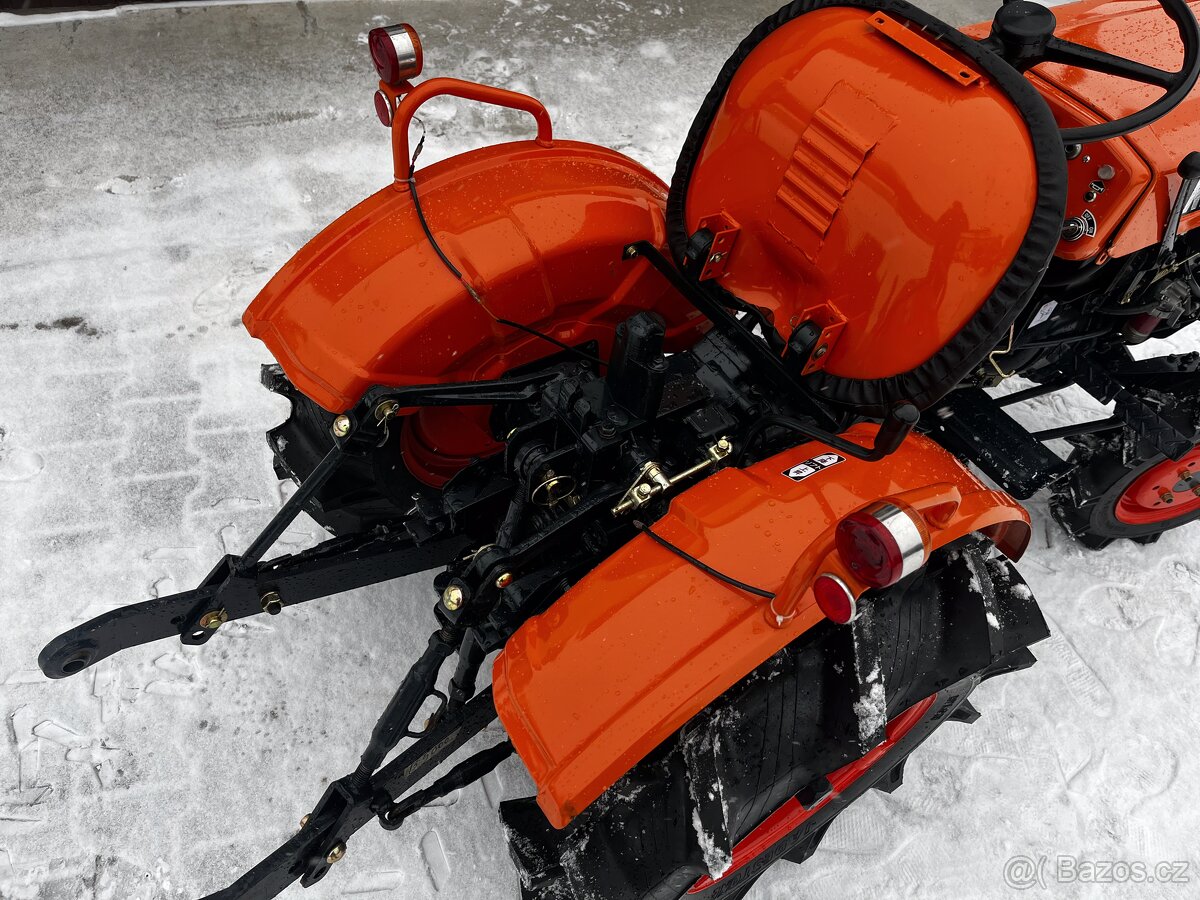 malotraktor Kubota B5000 REPAS - 9