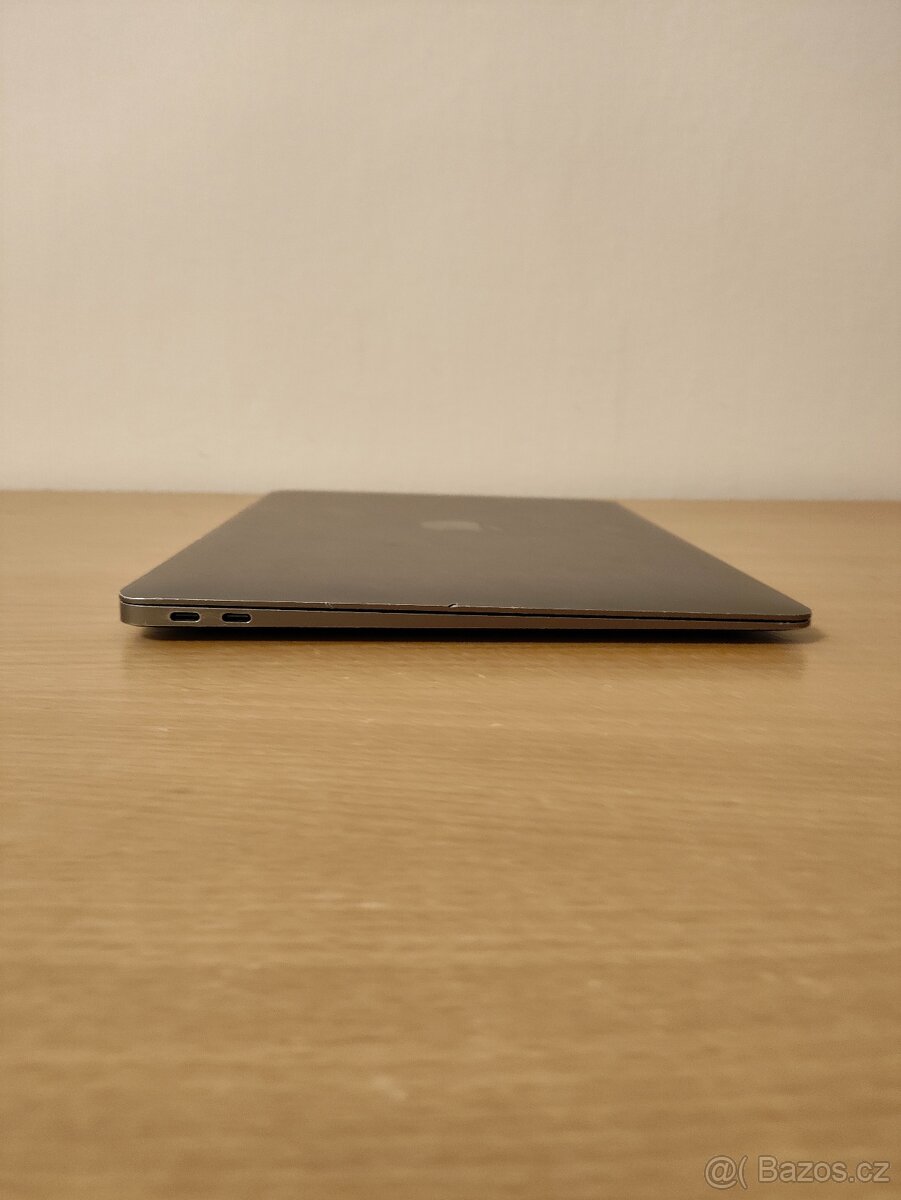 Apple MacBook Air 2019 – i5 | 8GB | 128GB - 9