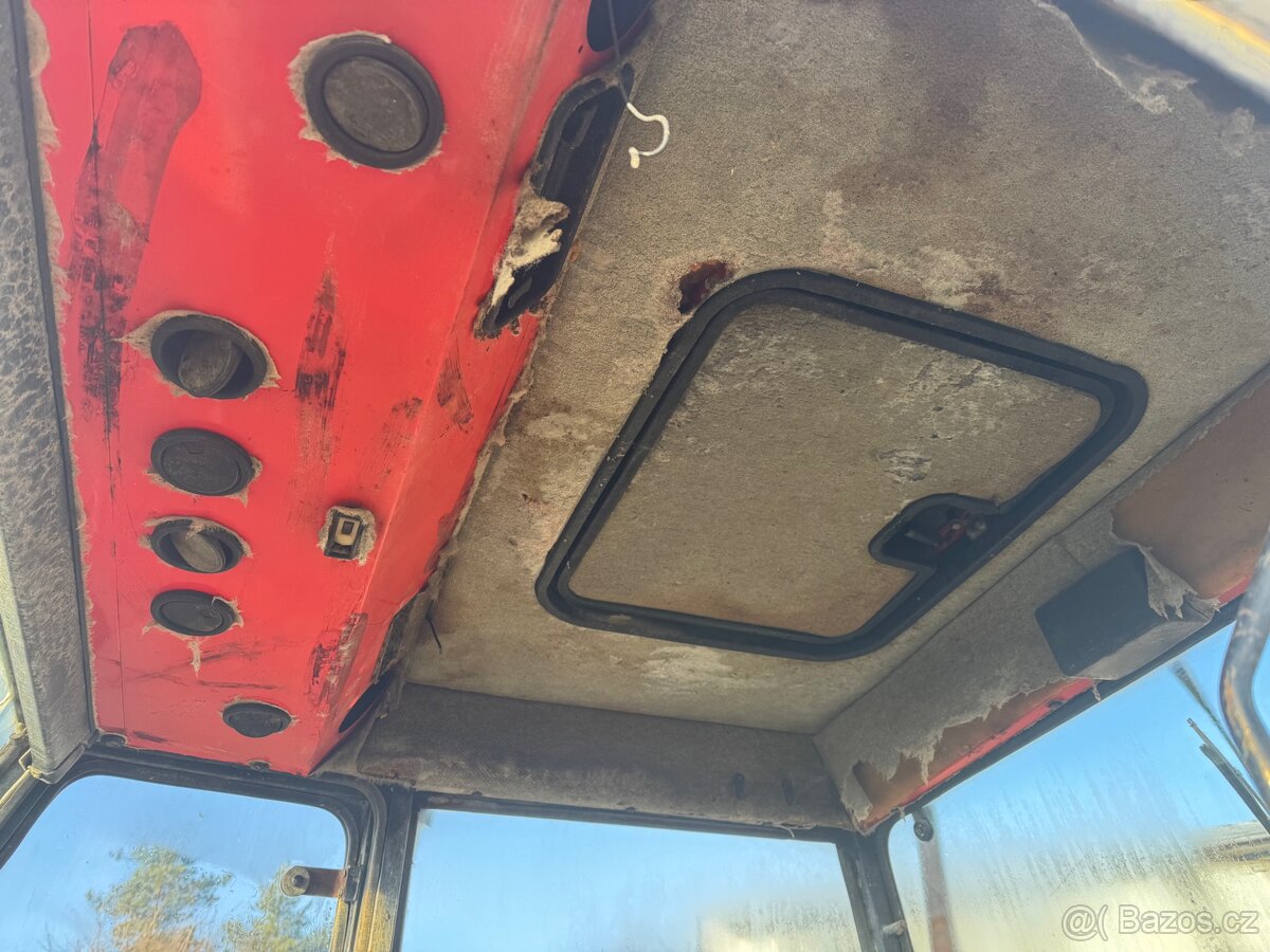 Kabina zetor 63,53,73,43,3320/40 - 9