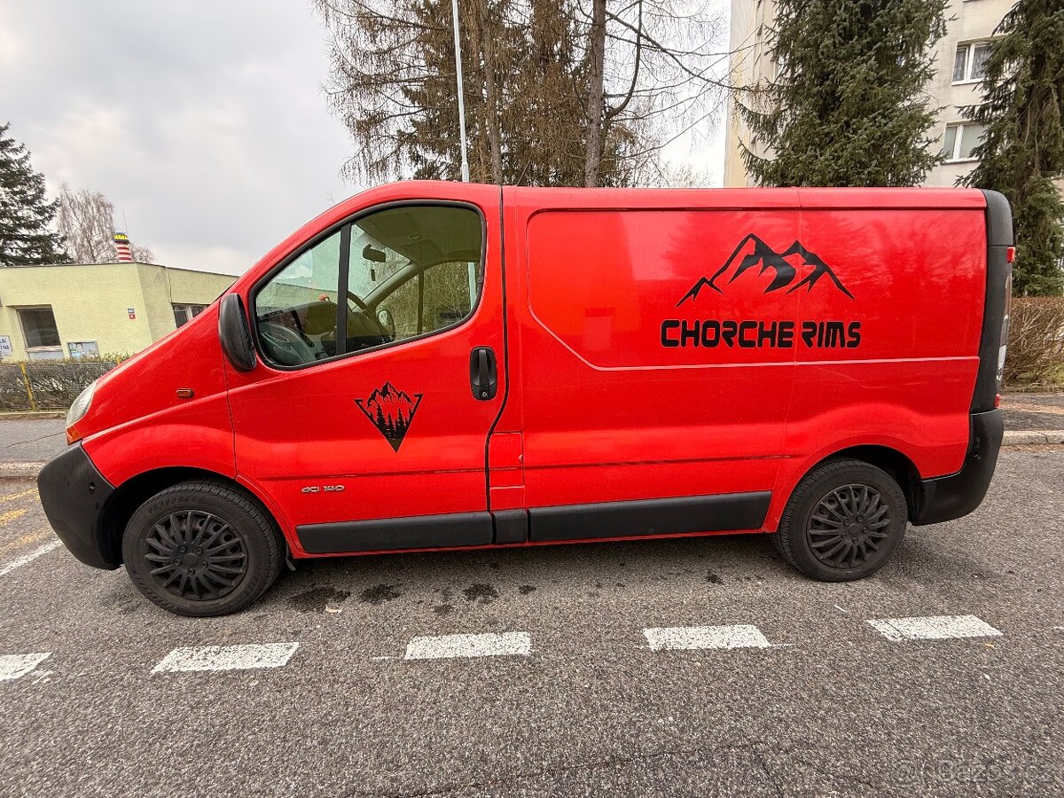 Renault Trafic 2006 2,5l - 9