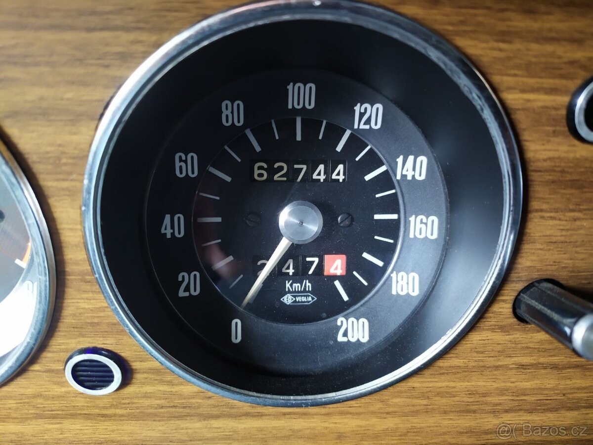 Chrysler 180 GC - 9