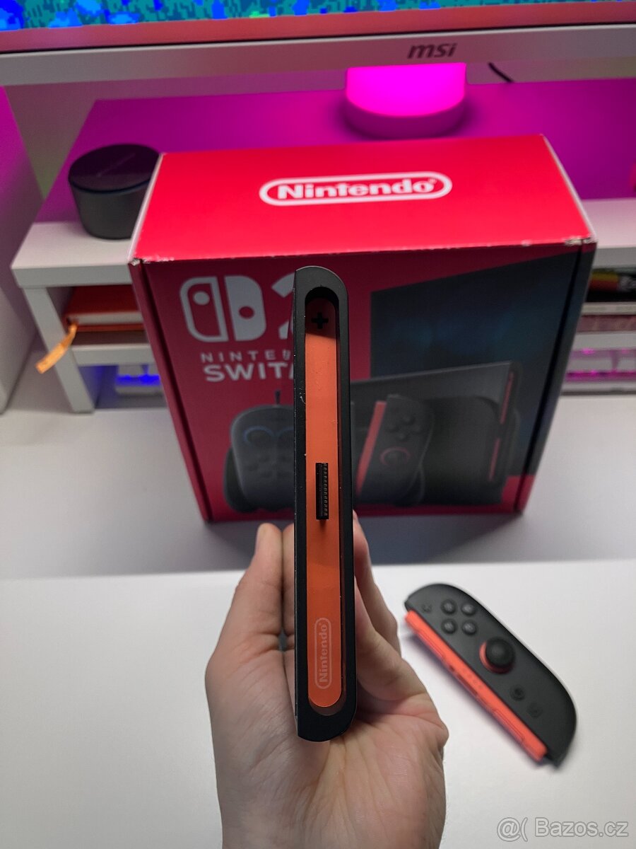 Nintendo Switch 2 - top stav - komplet balení - 9