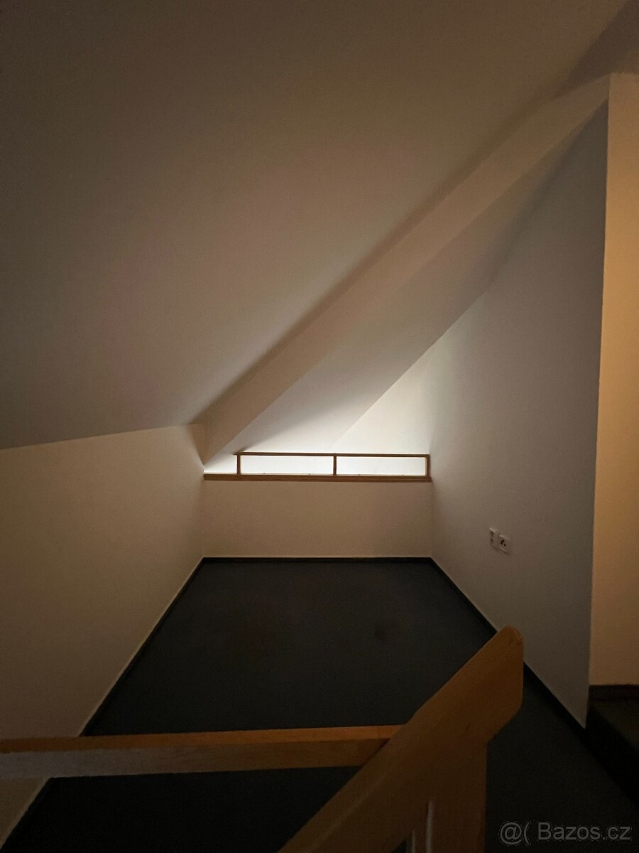Pronájem bytu 1+kk, 49,7m2, mezonet - 9