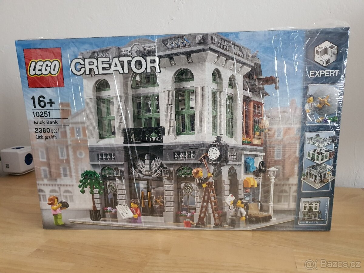 Lego 10251 Brick bank - 9
