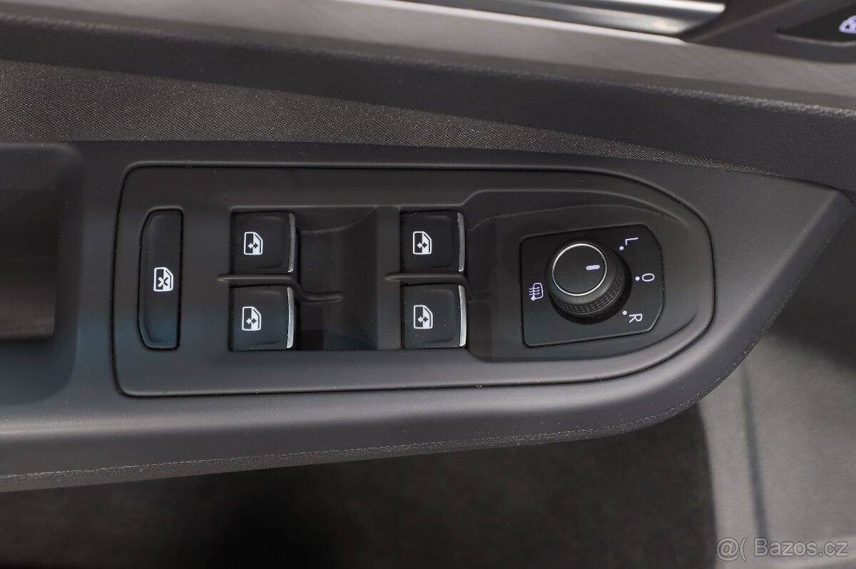 VW Golf Comfortline TSI 81kW DSG / 2 roky plná záruka v ceně - 9