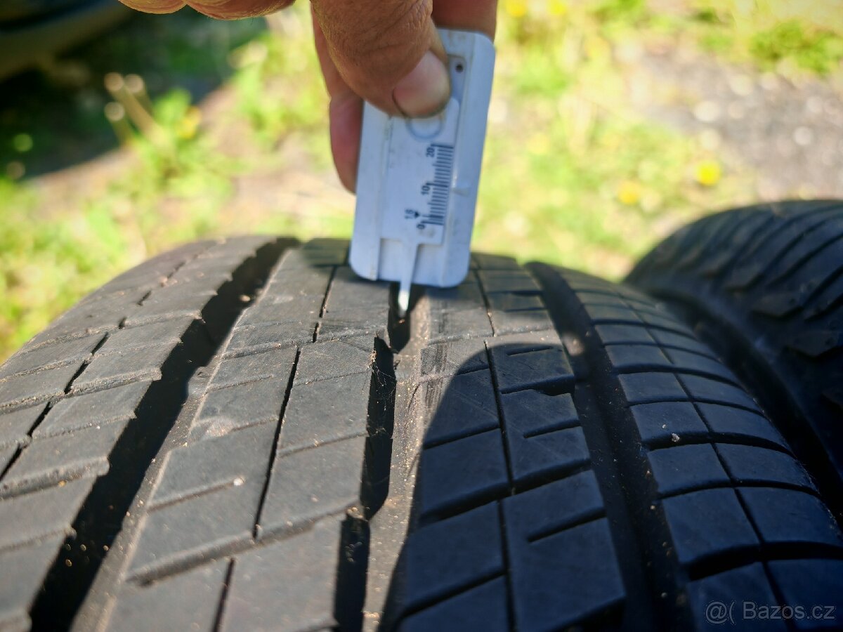 Ford Transit Custom letní 215/65/15c. - 9
