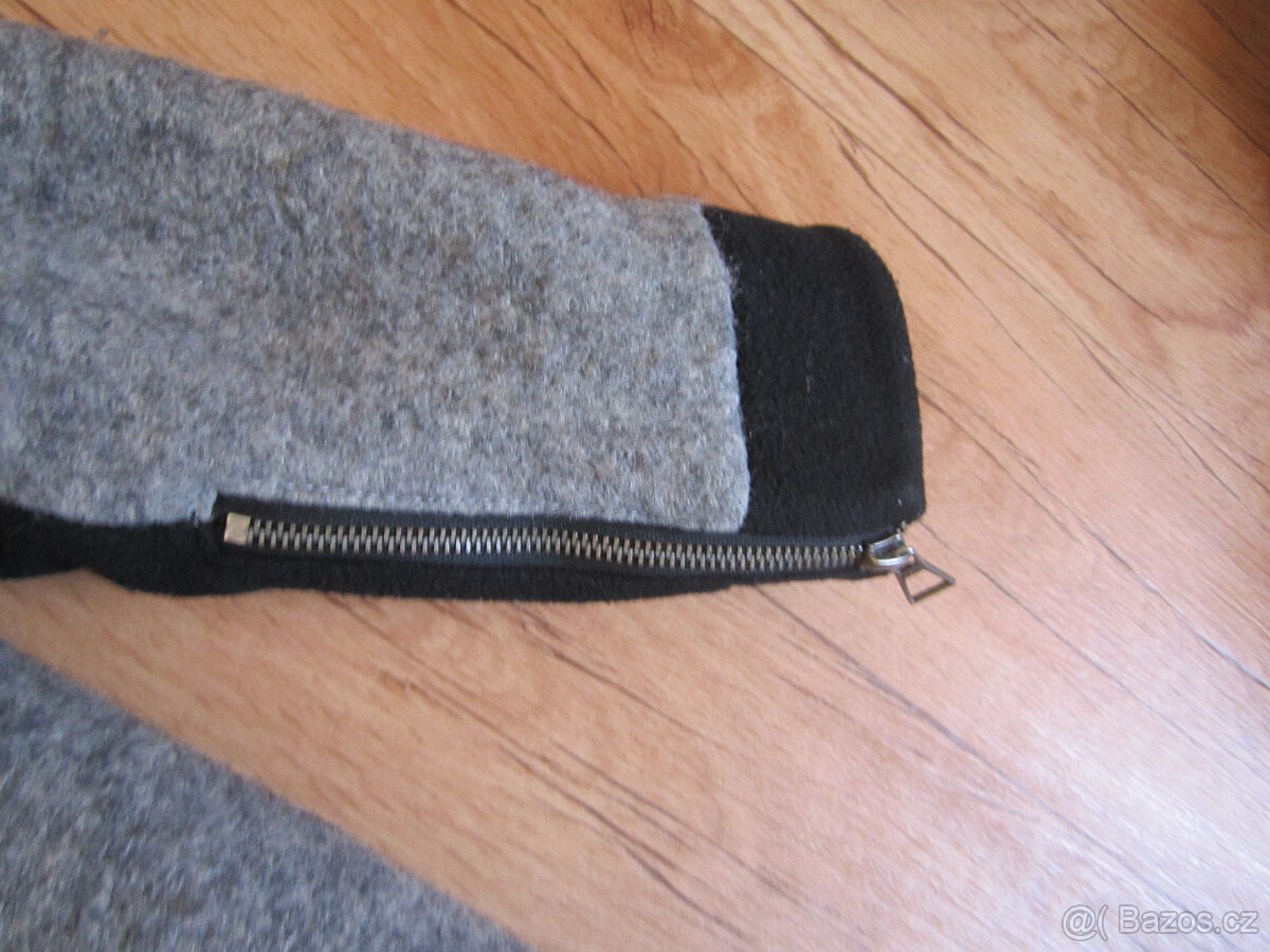 Kabát zn. Zara Trafaluc, šedá/černá, 72% vlna, M/L - 9