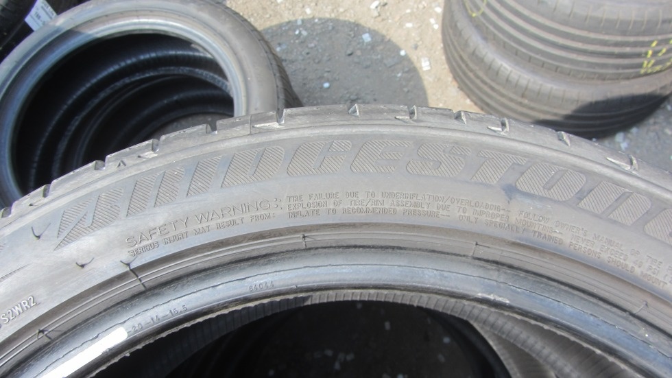 Letní pneu 255/40/18 Bridgestone Run Flat - 9