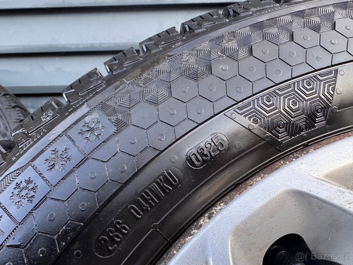 Zimní sada kol 215/65R16C - 9
