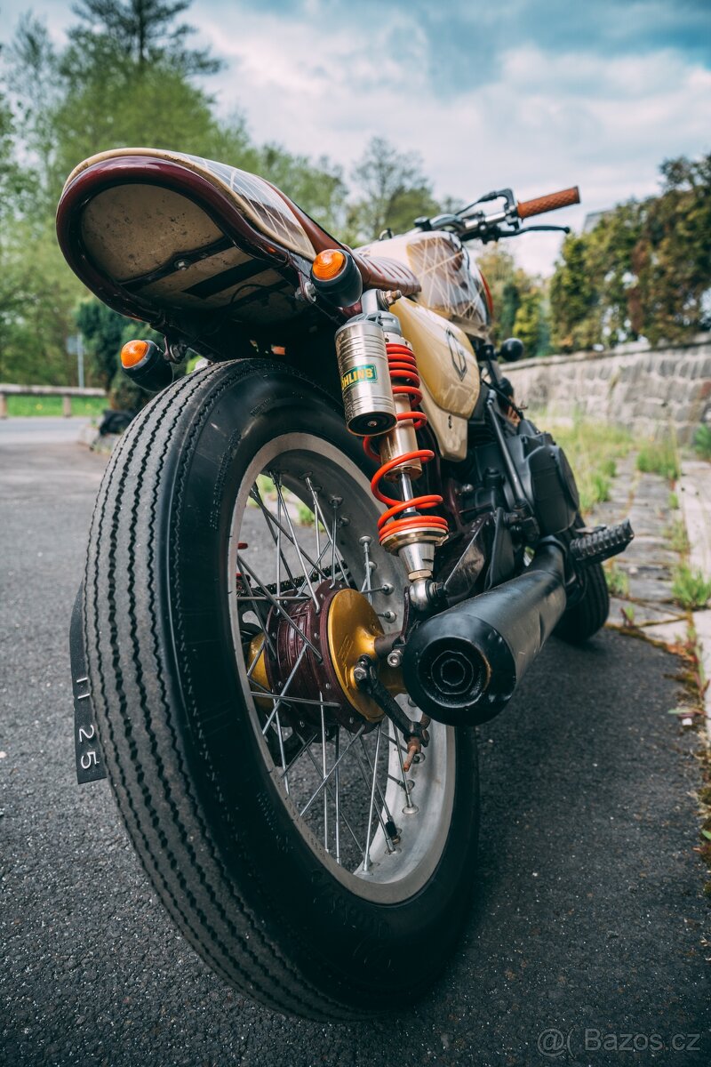 Motorka Suzuki TRS118 (café racer) - 9