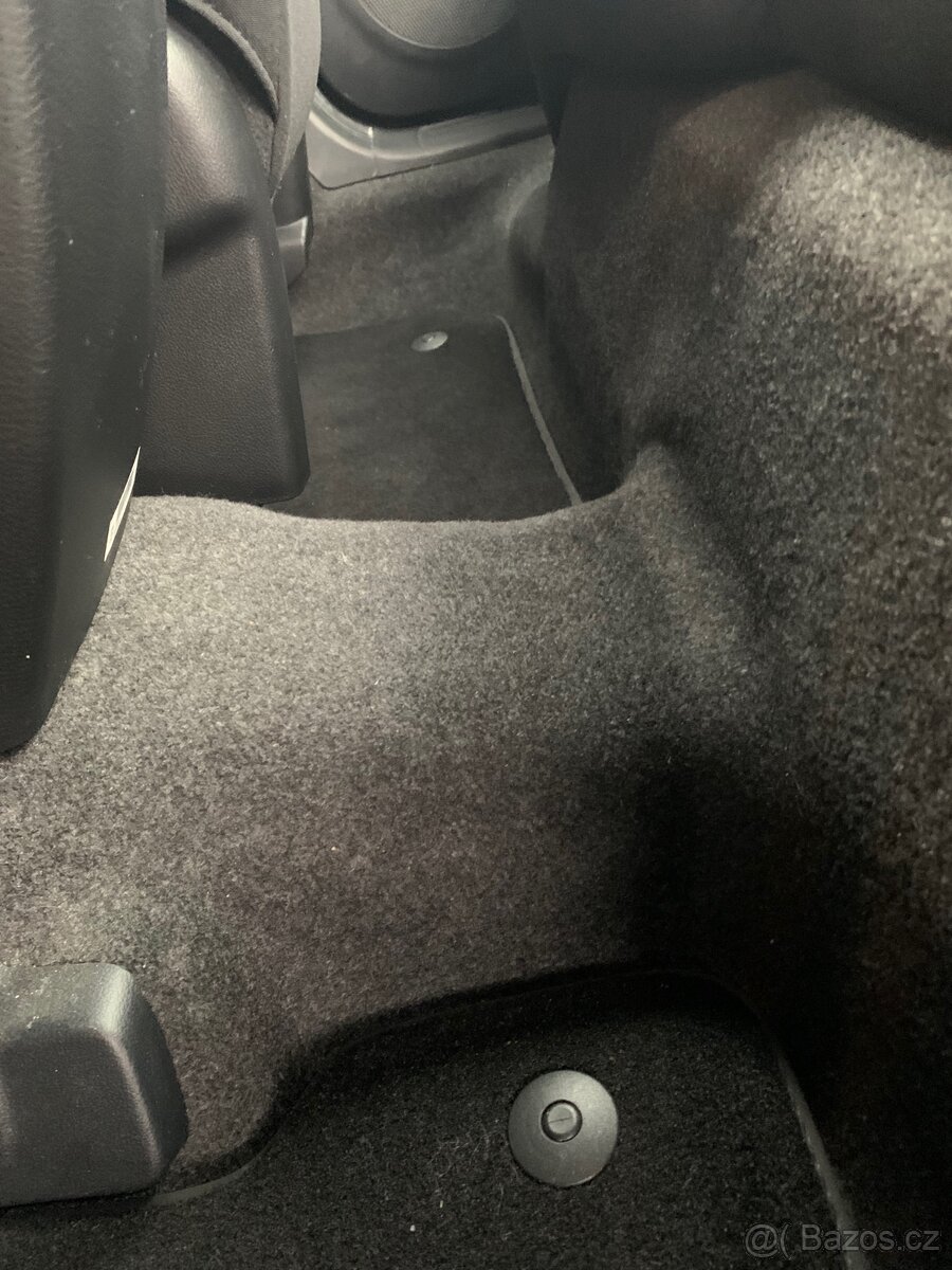 Mazda 3 benzin (35tis km) - 9