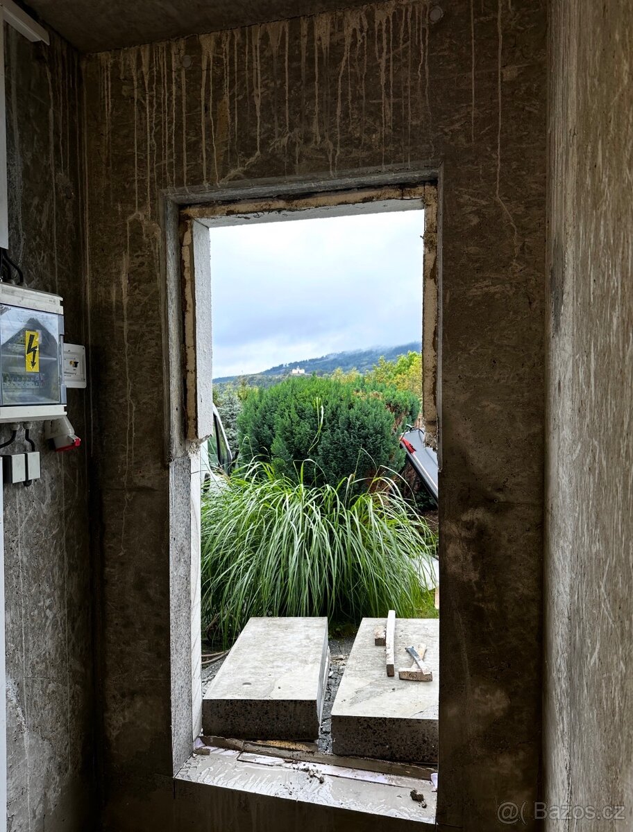 STĚNOVÉ ŘEZÁNÍ • AIRLESS MALOVÁNÍ • RENOVACE - 9