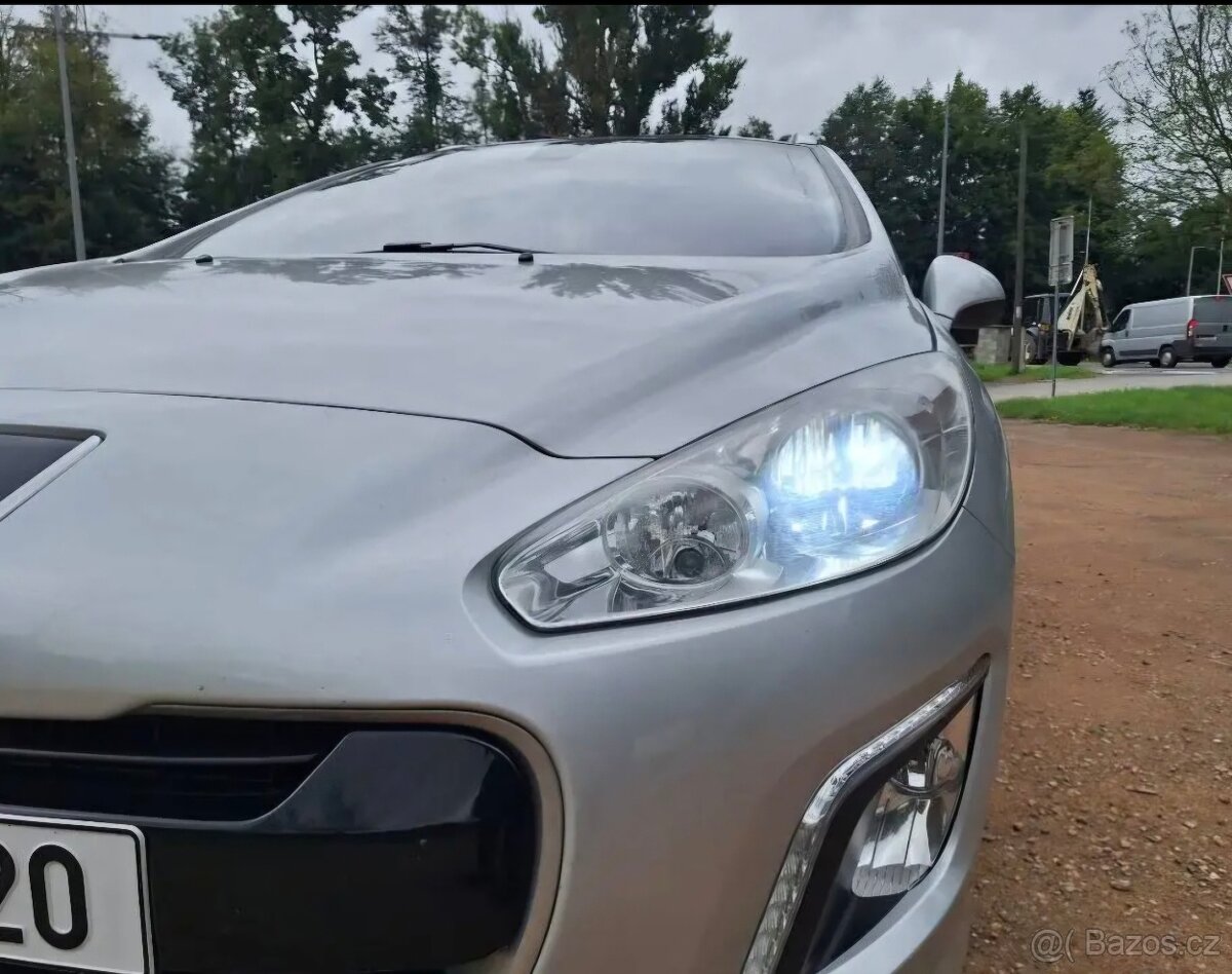 Peugeot 308 SW Facelift - 9