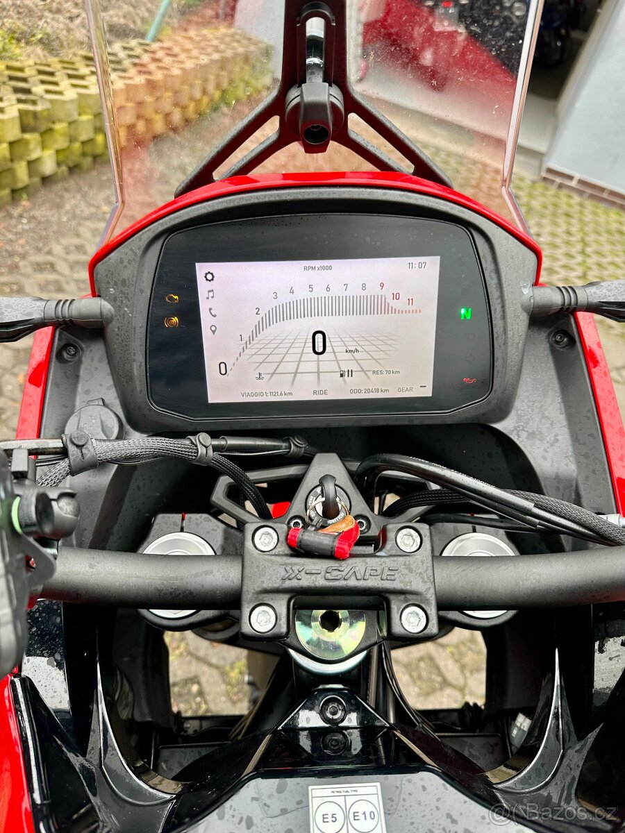 Moto Morini X-Cape 650 - 9