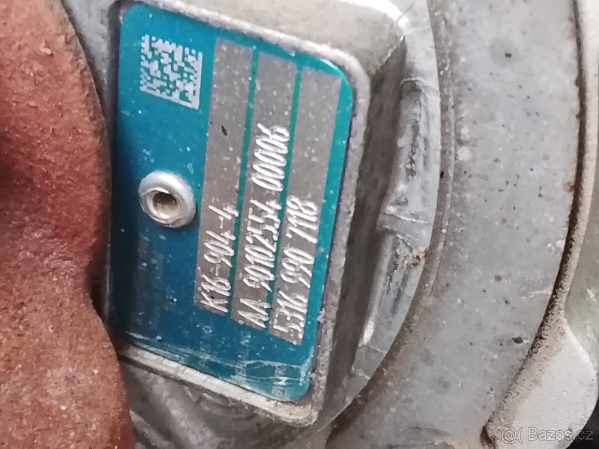 Motor, převodovka Mercedes - 9