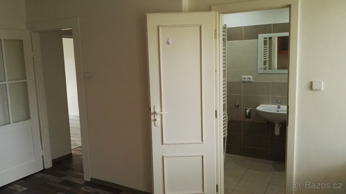 Prodej bytu 3+1,Riegerova ulice, Cheb - 9