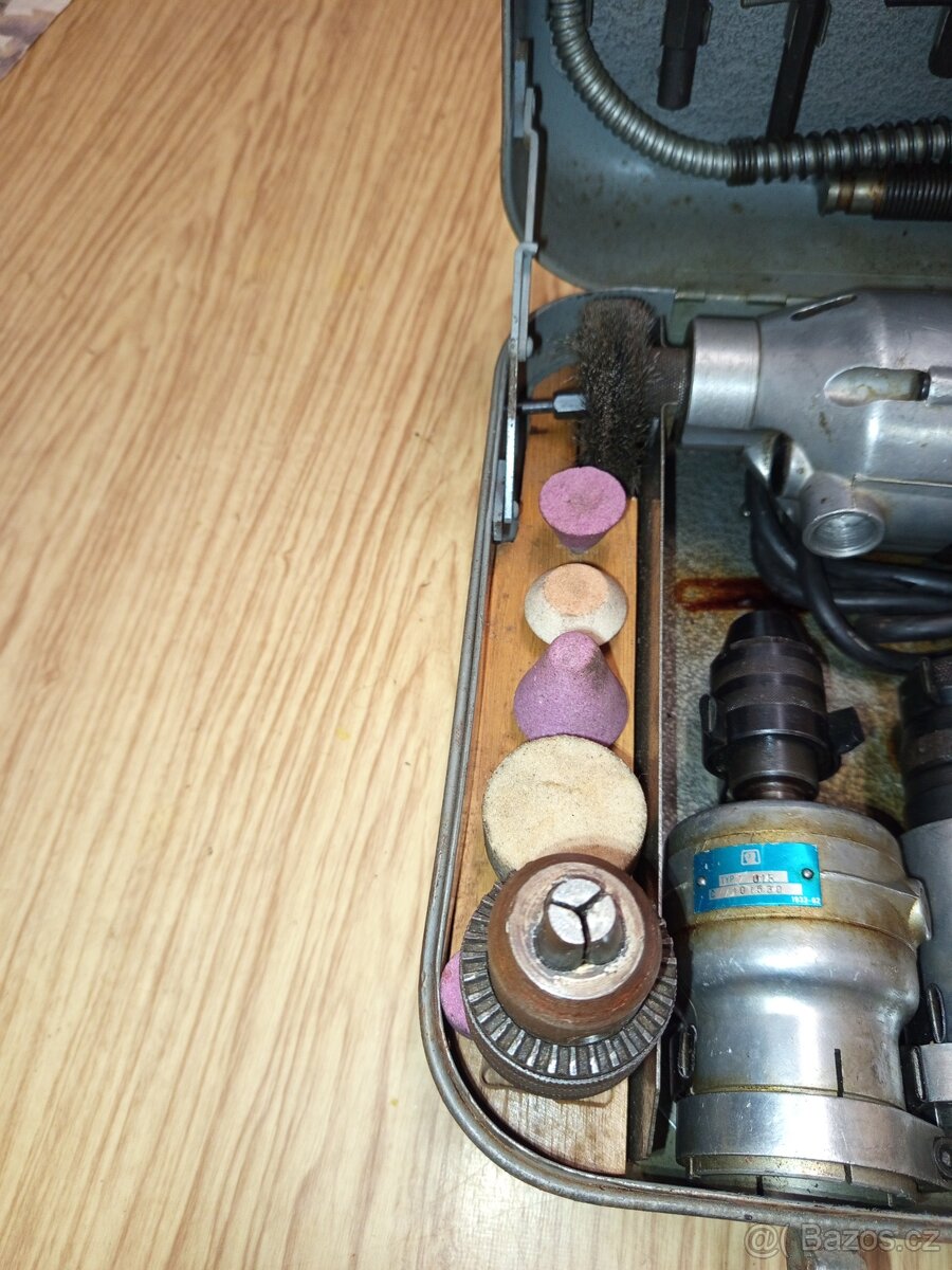 Vrtačka, příklep, zárohová vrt., nůžky na plech - sada NAREX - 9