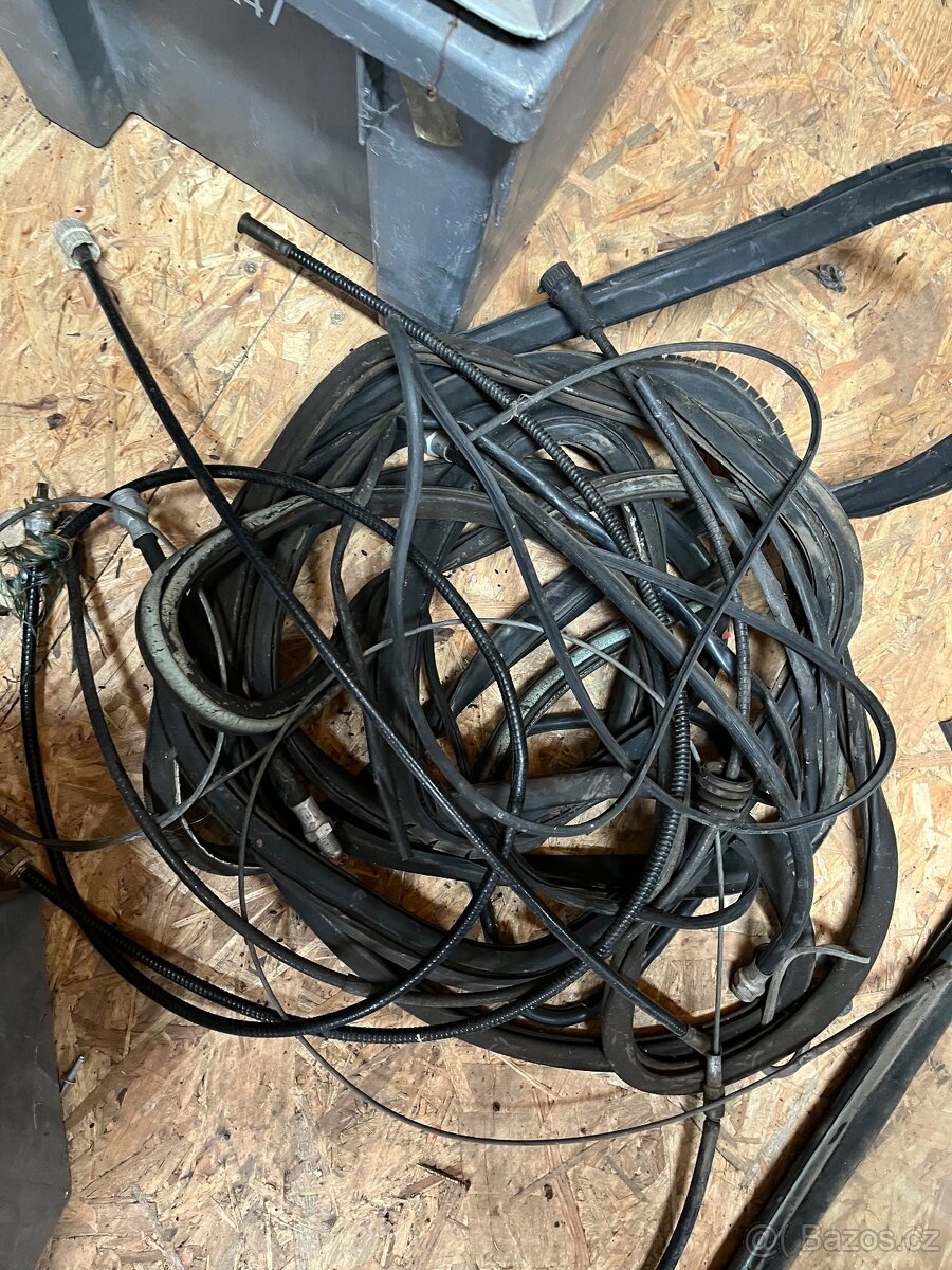 Náhradní díly Škoda octavia Felicia spartak atd. - 9