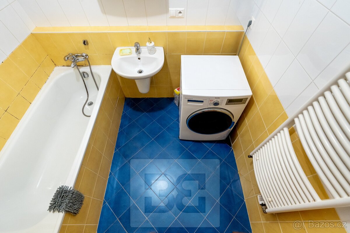 Prodej bytu 2+kk 55 m², balkón/GS, Praha - Zbraslav - 9