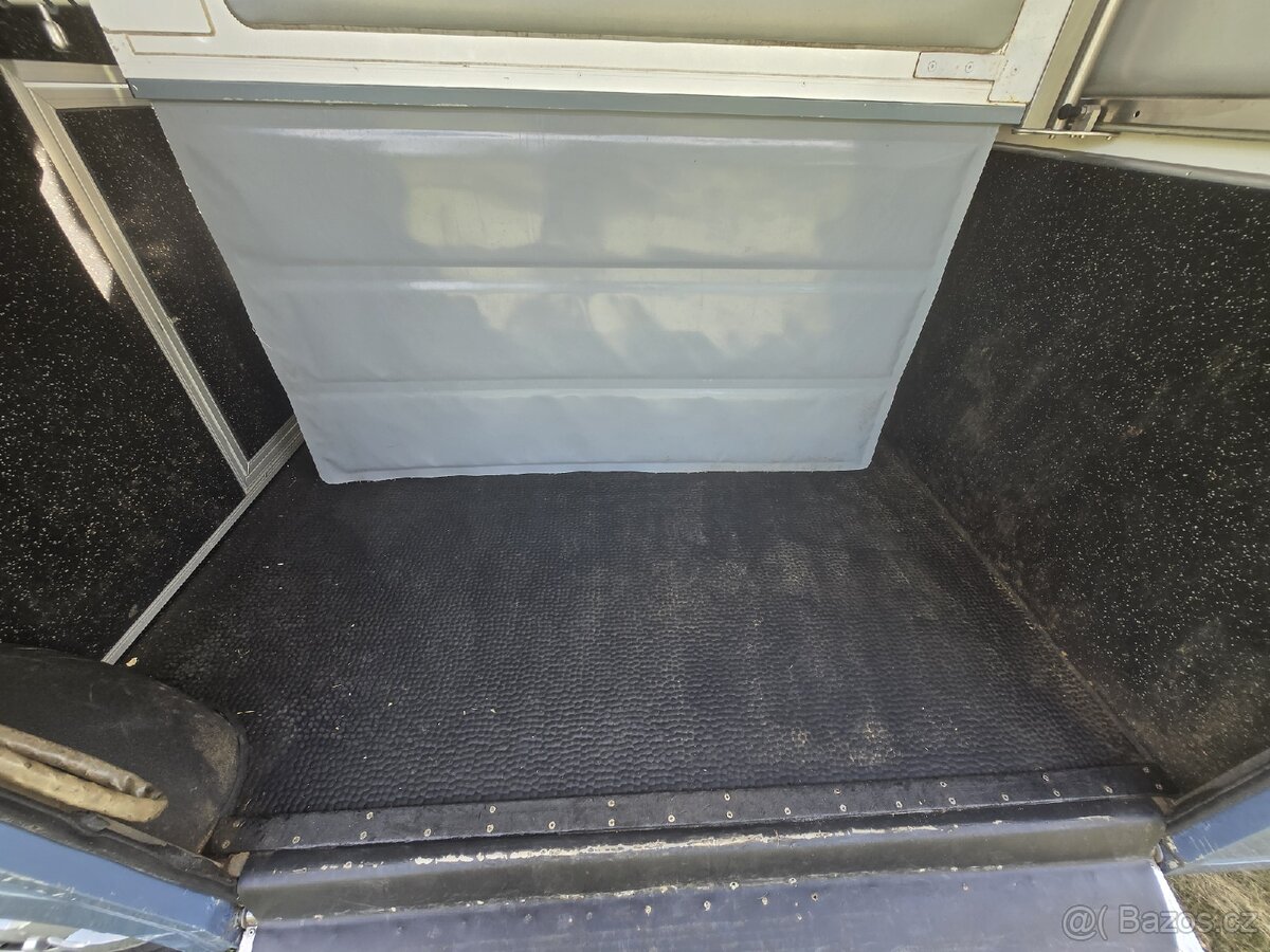 Přepravní na koně Renault Master Paragan Excelsion 5 - 9