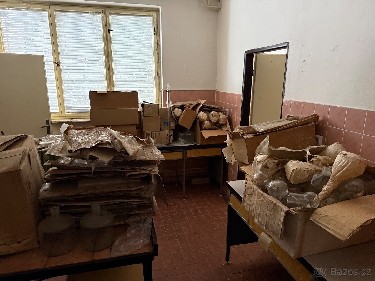 Laboratorní sklo - 9