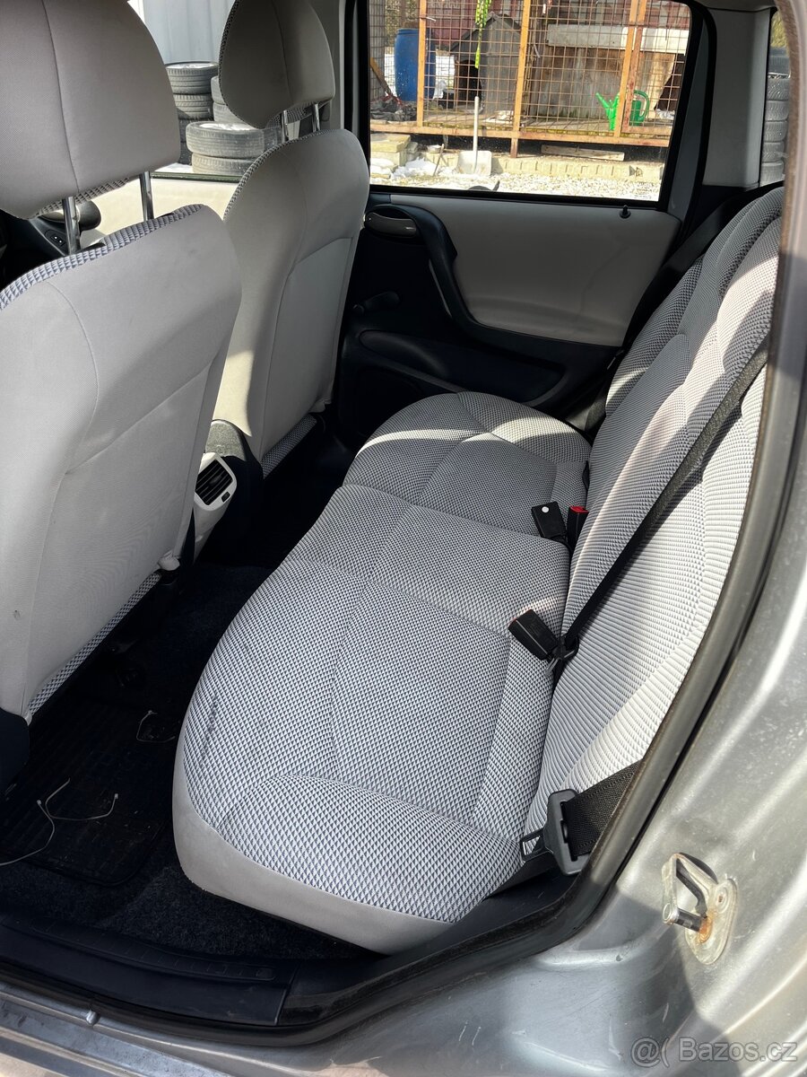 Fiat Stilo 1.4i benzín - 9