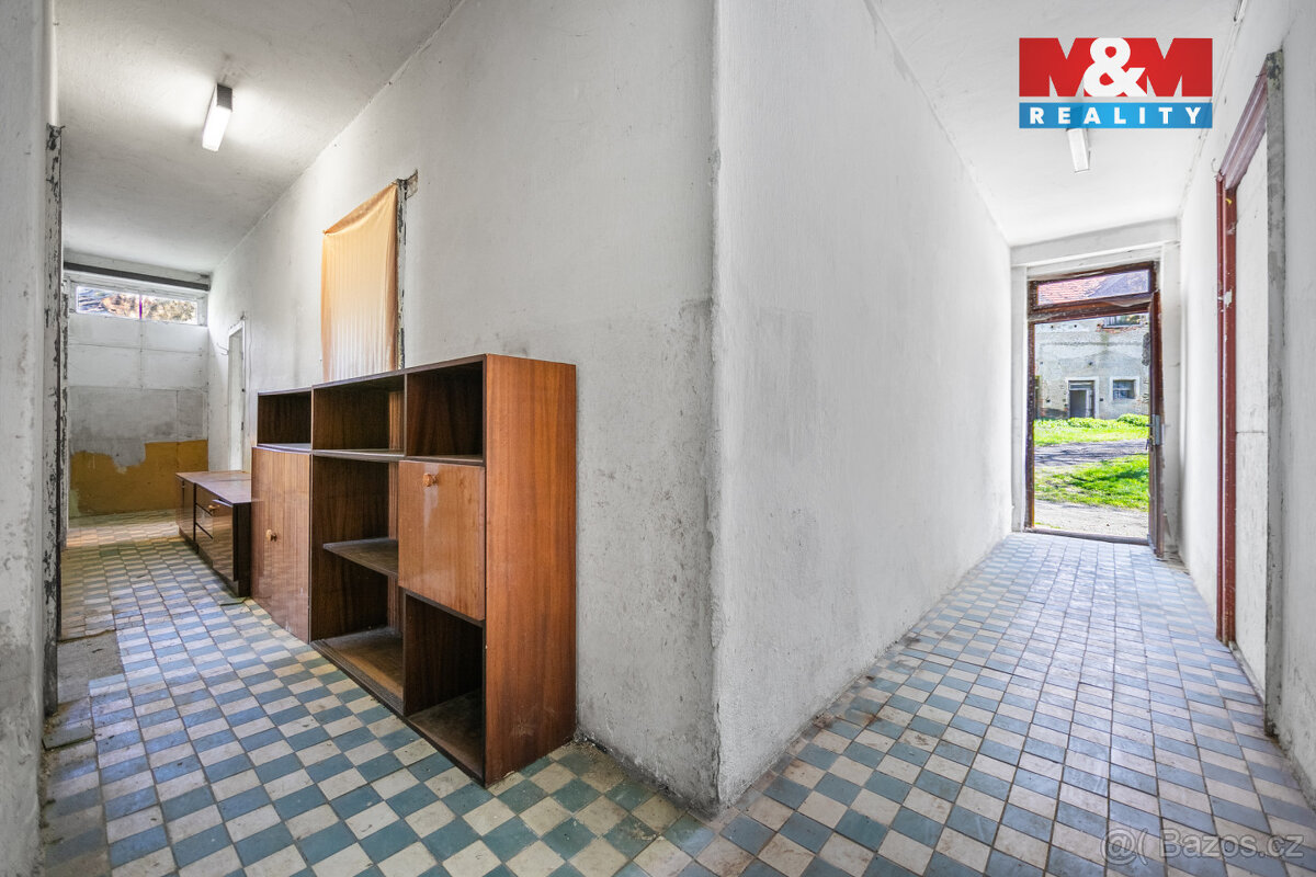 Prodej zemědělské usedlosti s pozemkem 14 537m², Mrákov - 9