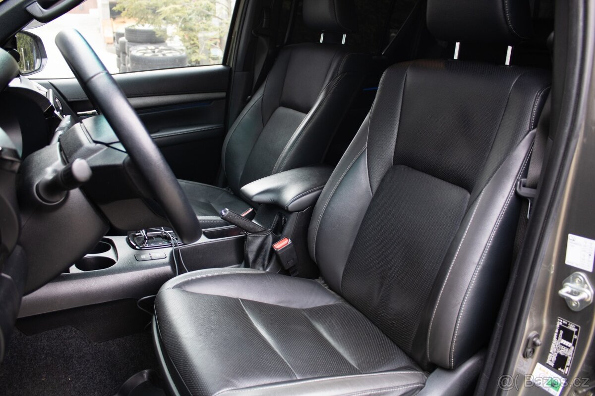 Toyota Hilux Double Cab - 9