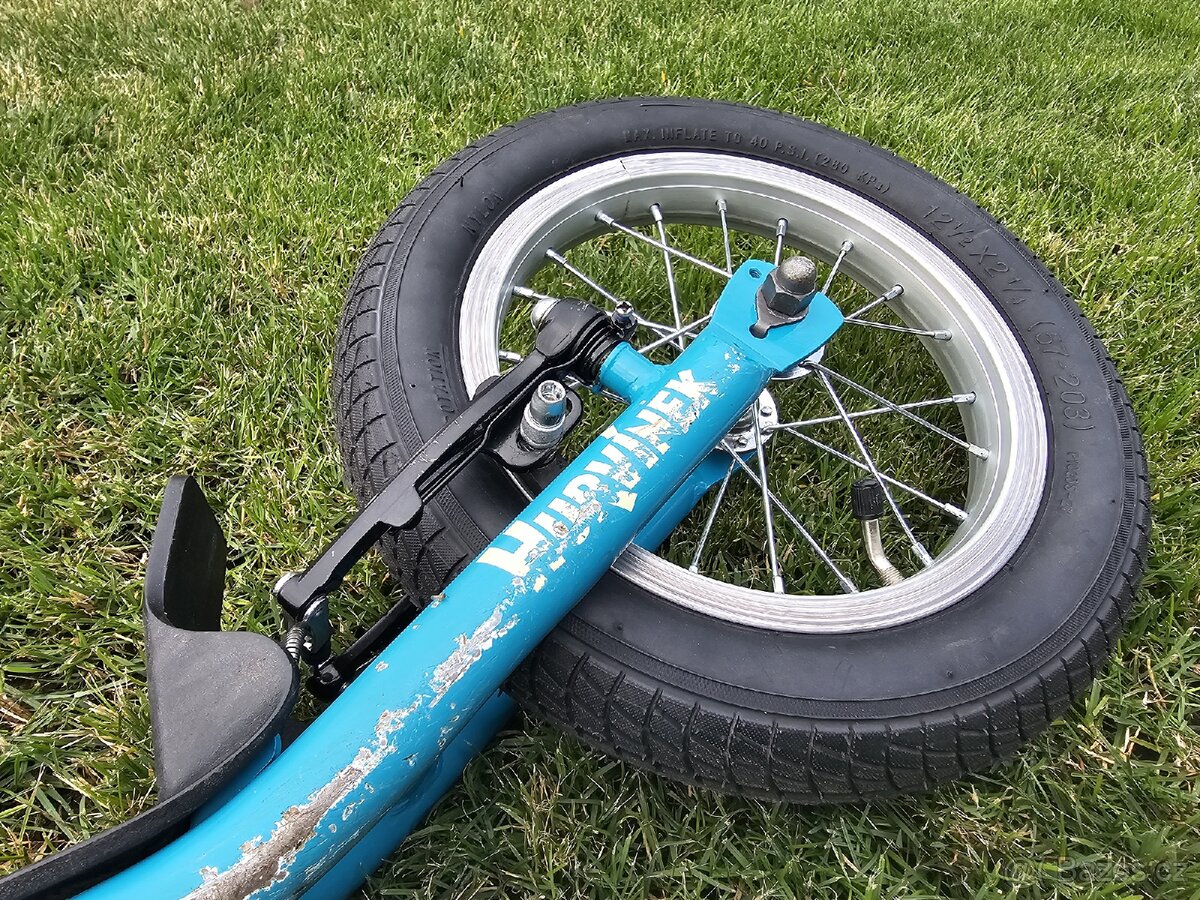 Prodám dětskou koloběžku Yedoo Hurvínek - 9