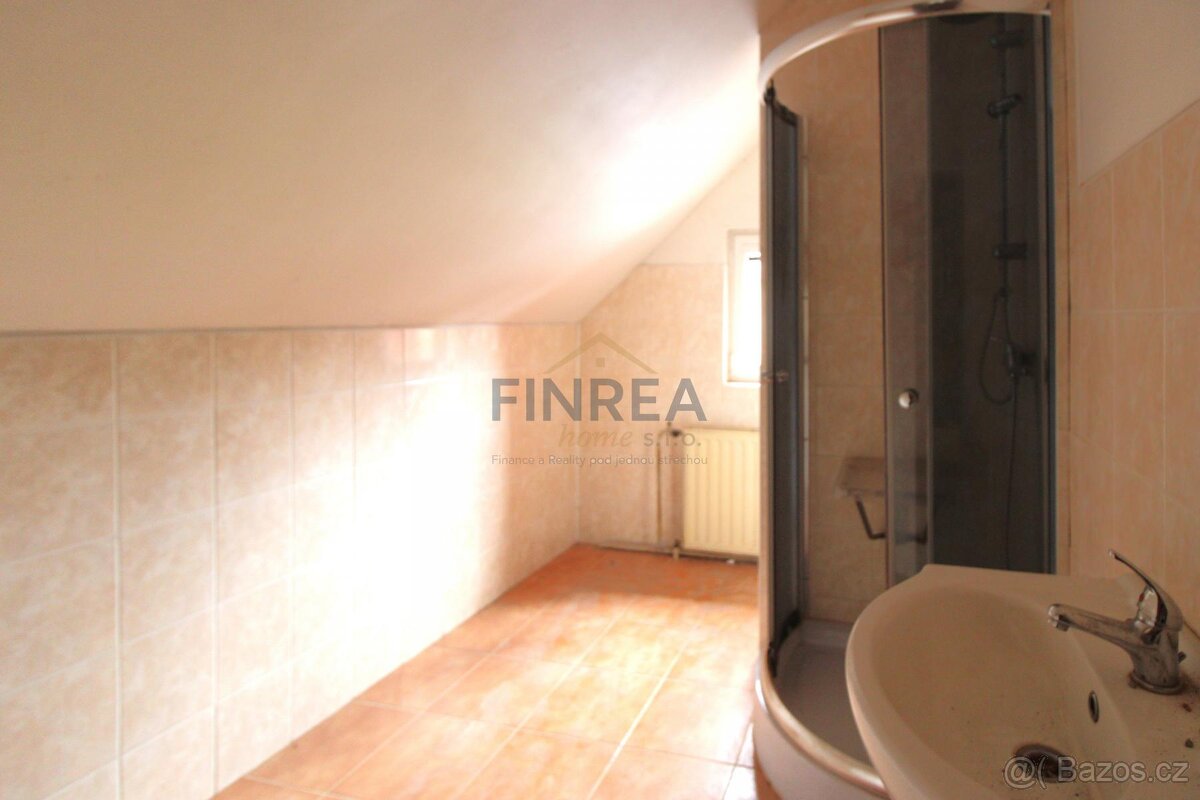 Prodej rodinného domu 350 m2, pozemek 984 m2 Rudé armády, Br - 9