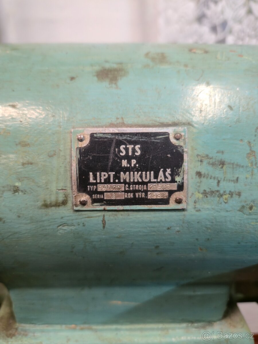 Sloupová vrtačka, soustruh, kotoučová bruska - 9