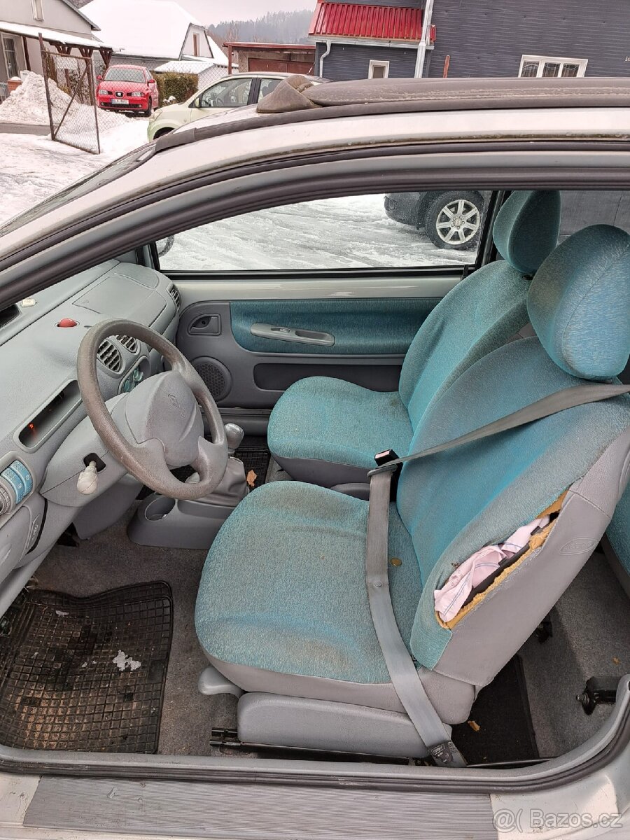 Renault Twingo 1.2 i 43kW - 9