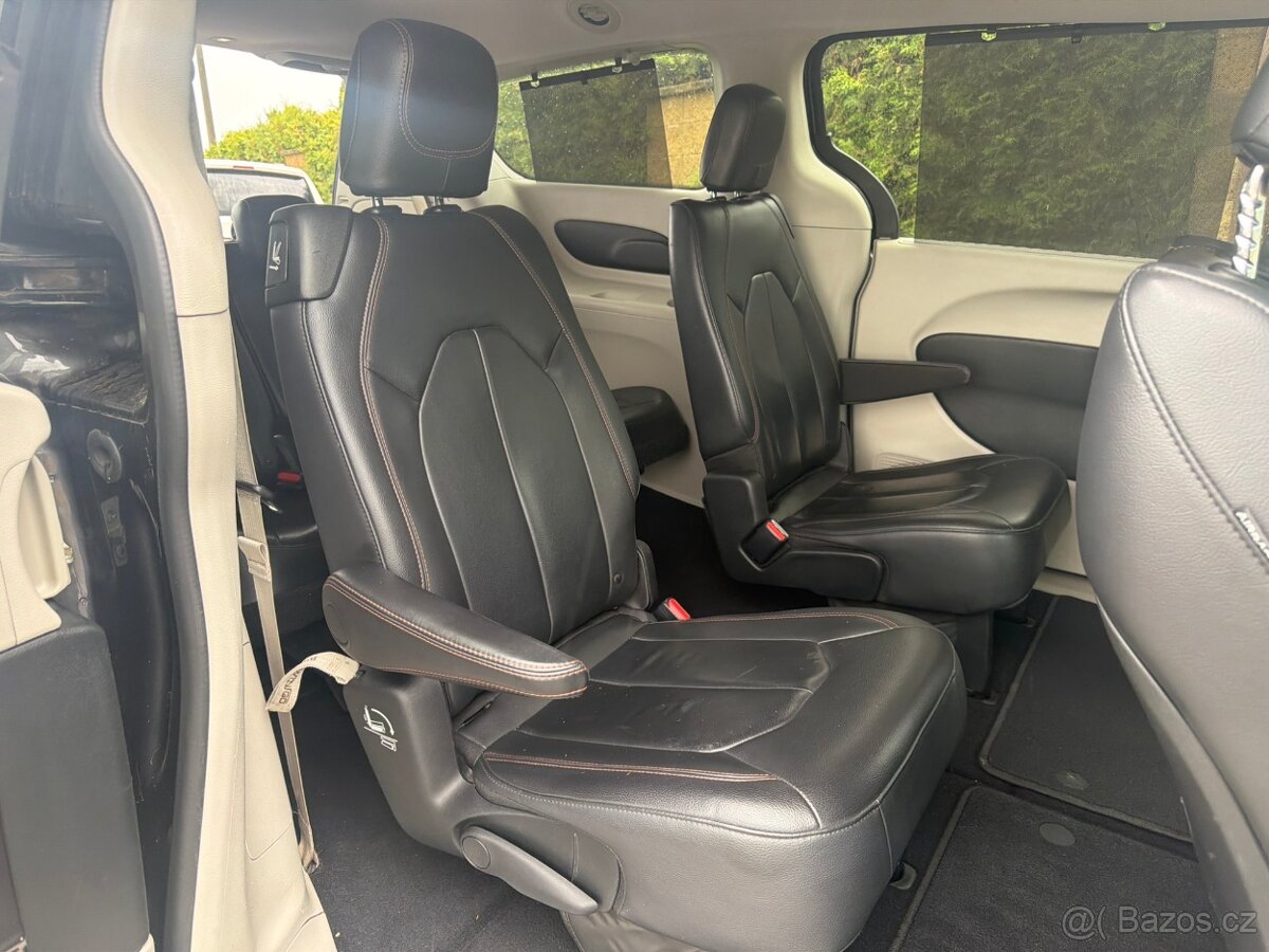 Chrysler Pacifica 3,6 Pentastar 8 míst 2017 - 9