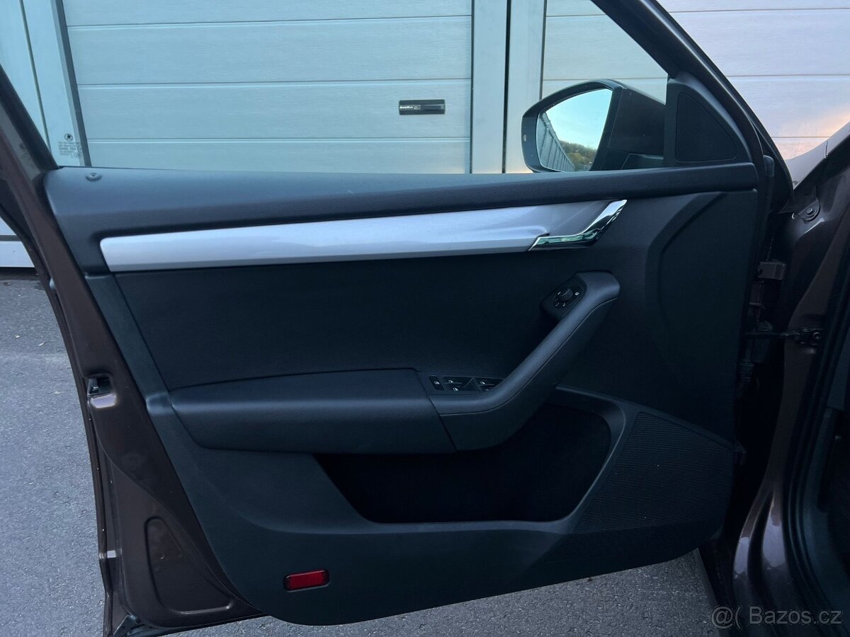 Škoda Octavia III 1.6 TDi COMBI MODEL 2015 MOŽNO NA SPLÁTKY - 9