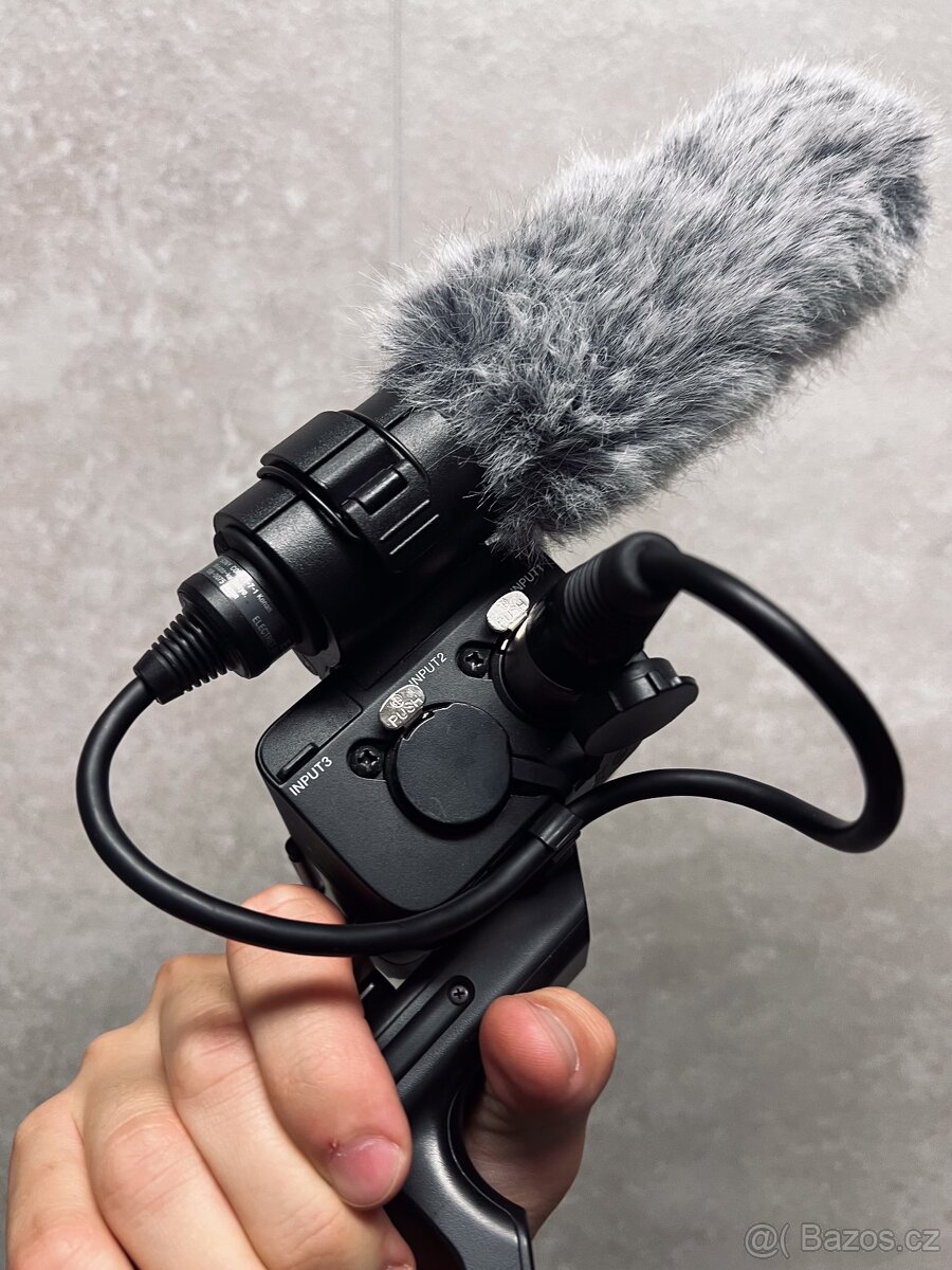 Sony FX3 + XLR H1 + klec a nástavec smallrig - 9
