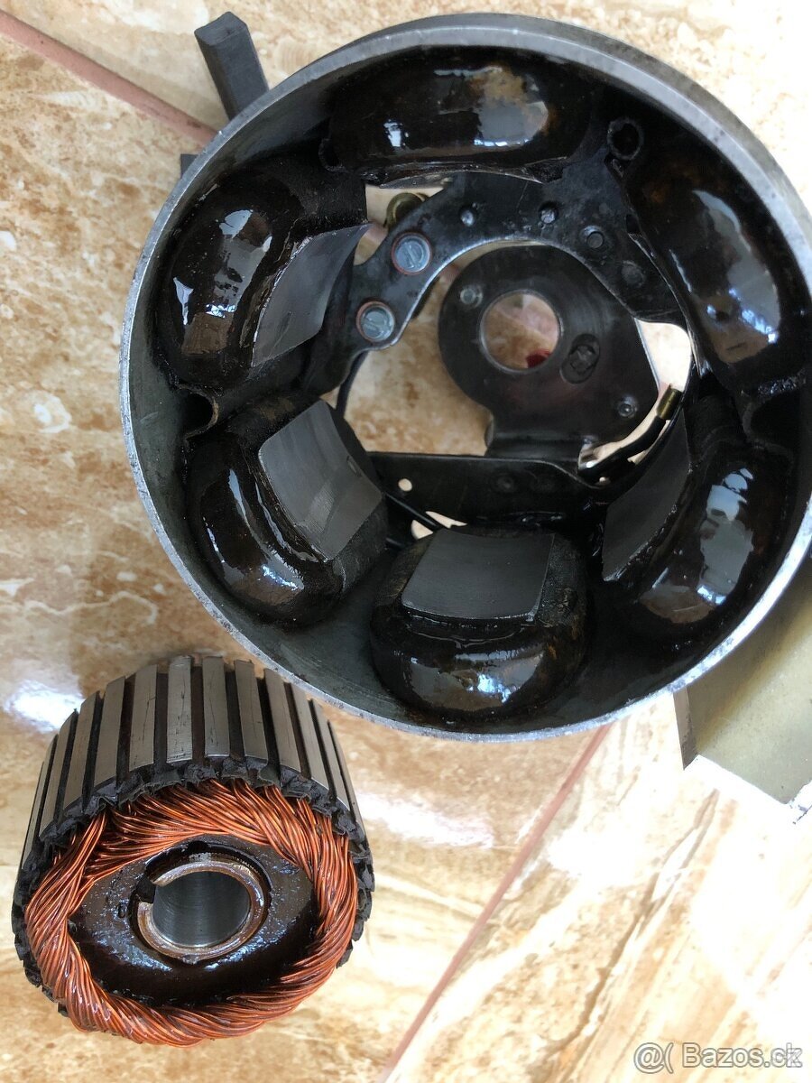 Jawa 250 / 353 kývačka půlbubnová zapalování po GO , + pól - 9