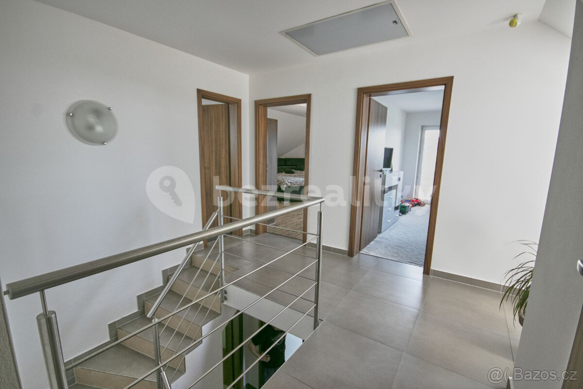 Pronájem domu 5 KK Velíková okr. Zlín - 9