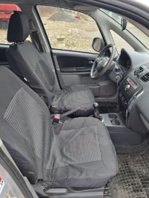 Suzuki SX4 1.6 4WD 88kW benzín 2014 - 9