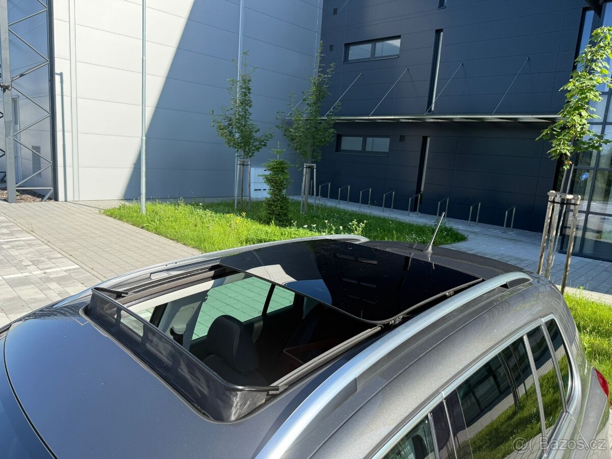 Volkswagen Tiguan 2.0 TDI - 9