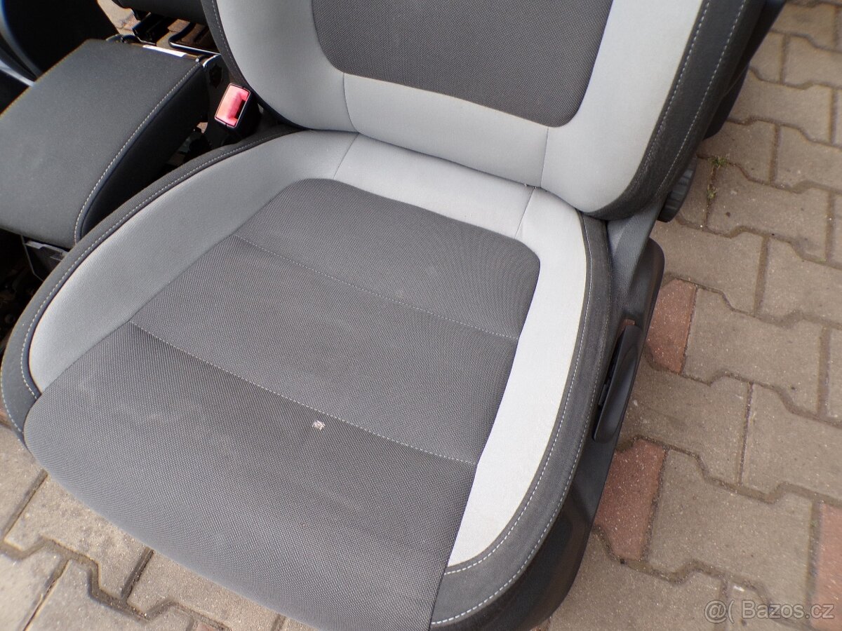 VW TIGUAN - sada sedadel - sedačky výbava LIFE - 9