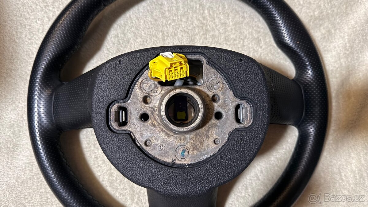 Volant Octavia 2 RS facelift - 9