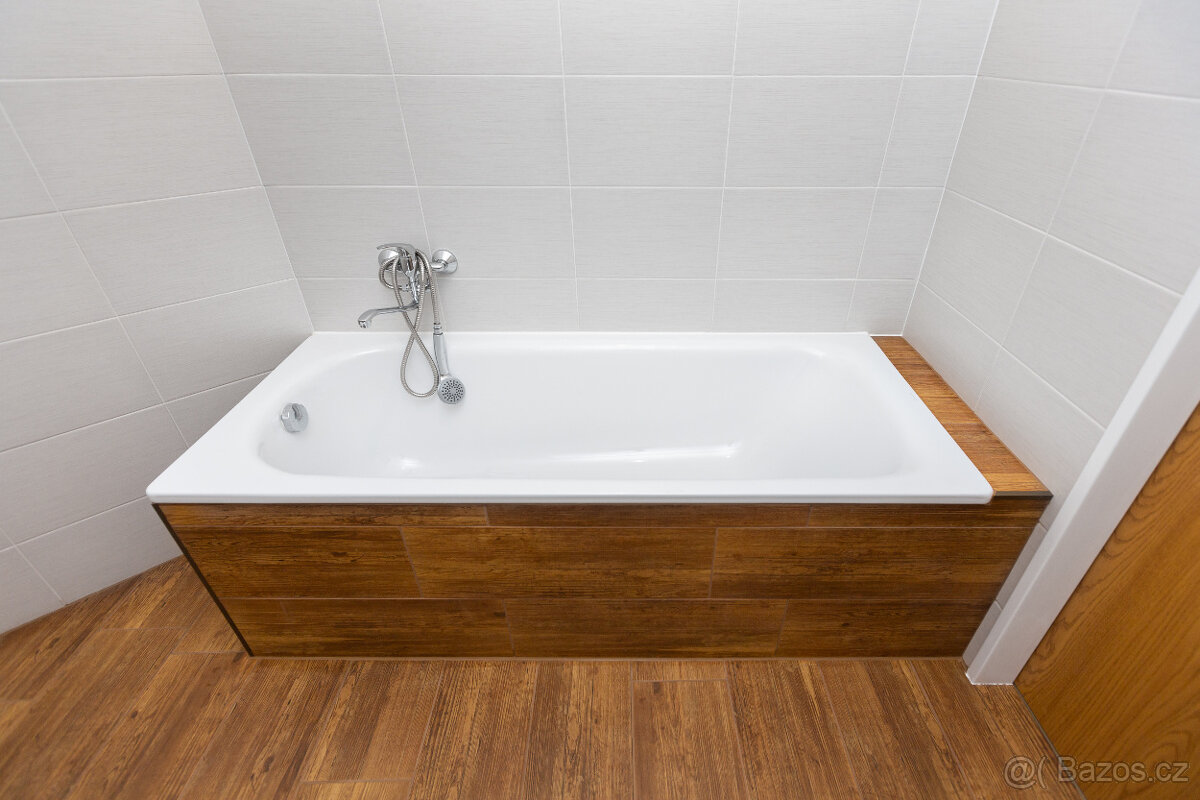 Prodej RD se třemi byty 2+1, Letovice - 3x2+1 - 9