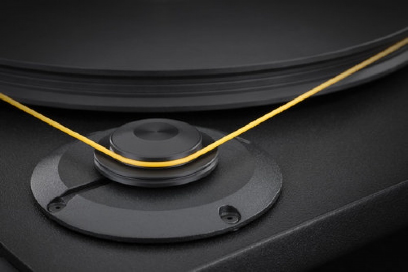 MoFi Electronics StudioDeck + Mofi StudioTracker - STUDIO - 9